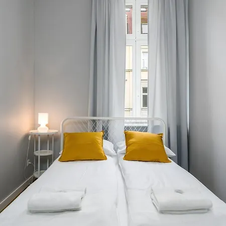 Old Town Apartment Garbary By Noclegi Renters Posen Exterior foto