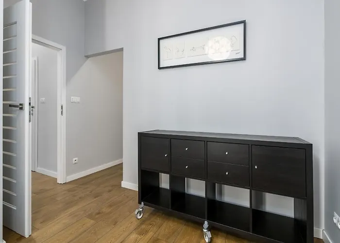 Old Town Apartment Garbary By Noclegi Renters