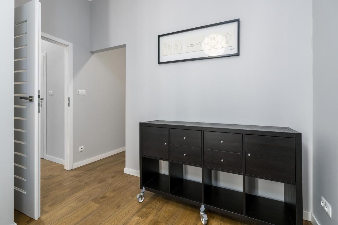 Old Town Garbary By Renters Apartment